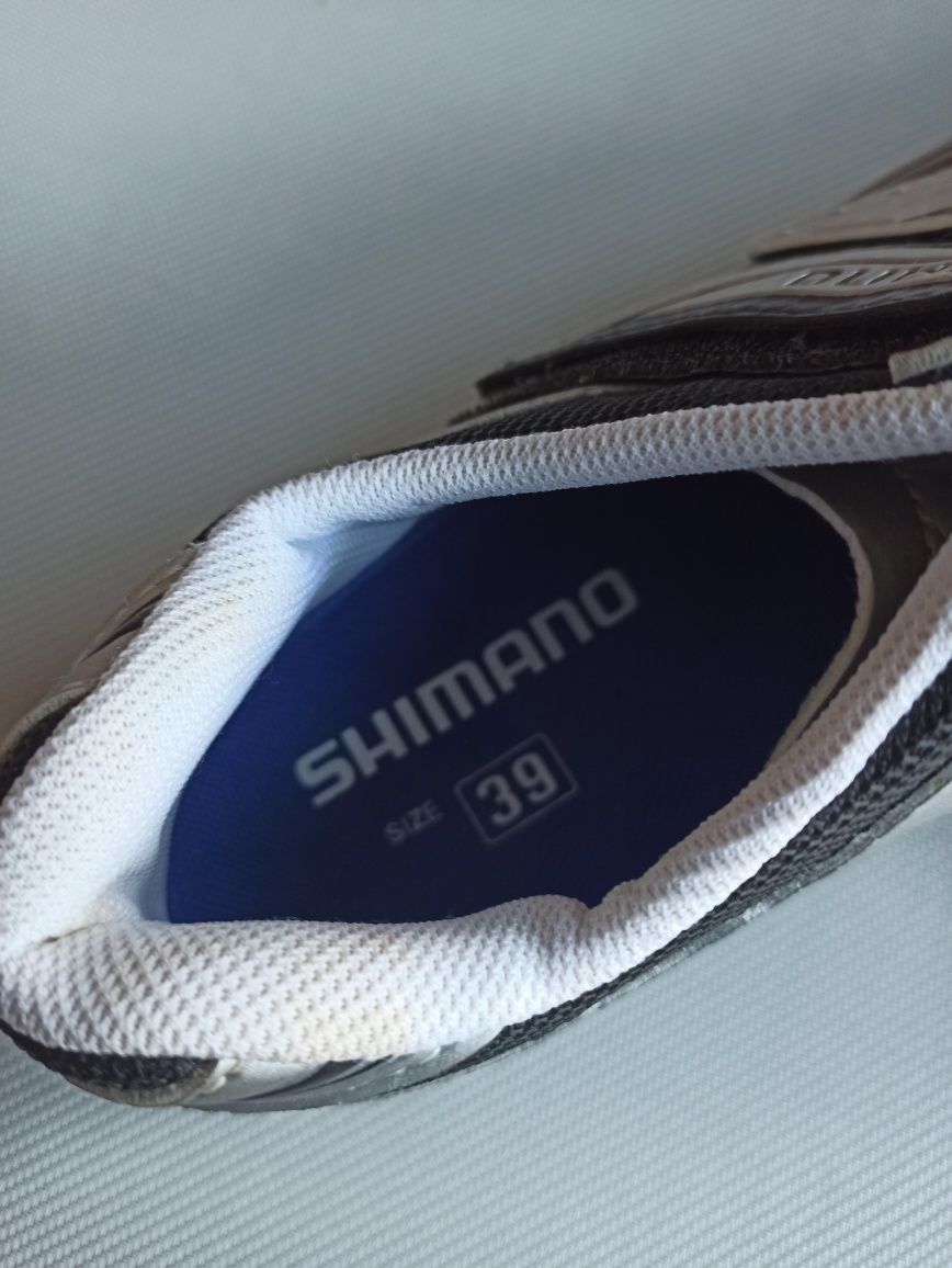 Shimano SH-r077 buty rowerowe SPDsl z blokami rozmiar 39 wkładka 25cm