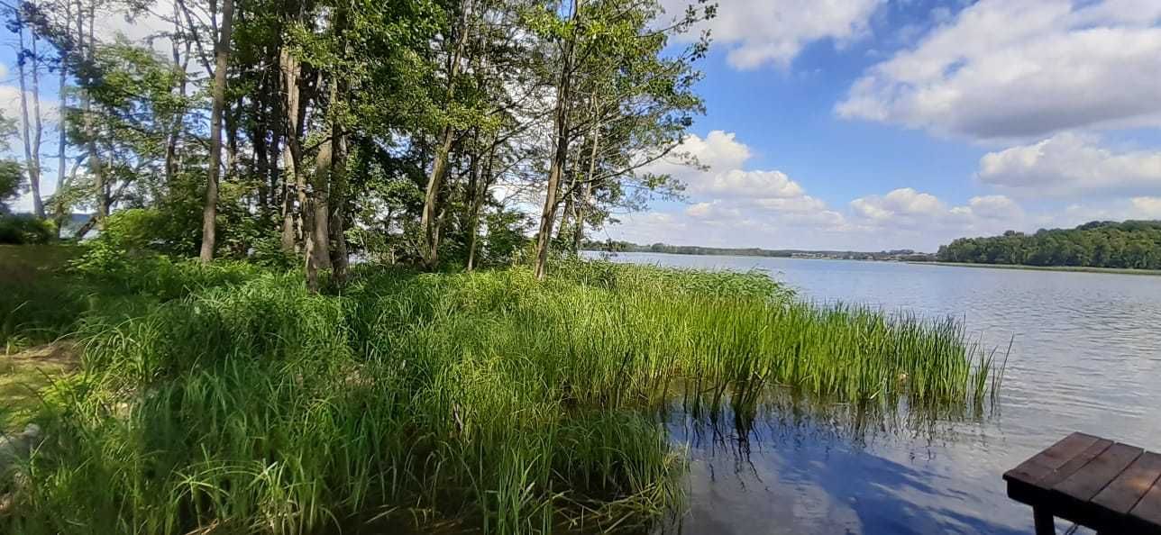 Domek letniskowy nad jeziorem Wulpińskim, Warmia i Mazury.