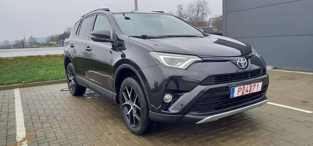 Продам Toyota RAV4