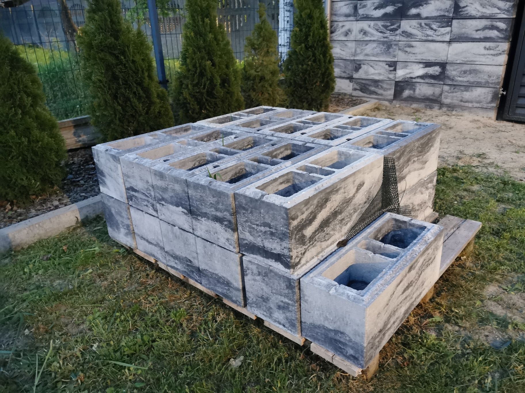 Bloczek pustak JONIEC Onyx BH20