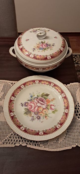 Terrina com prato limoges, pintado à mão.