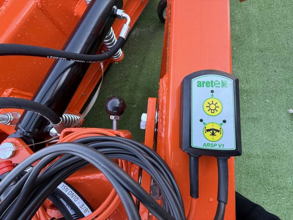 Pług komunalny do śniegu strzałka SKŁADANY spych