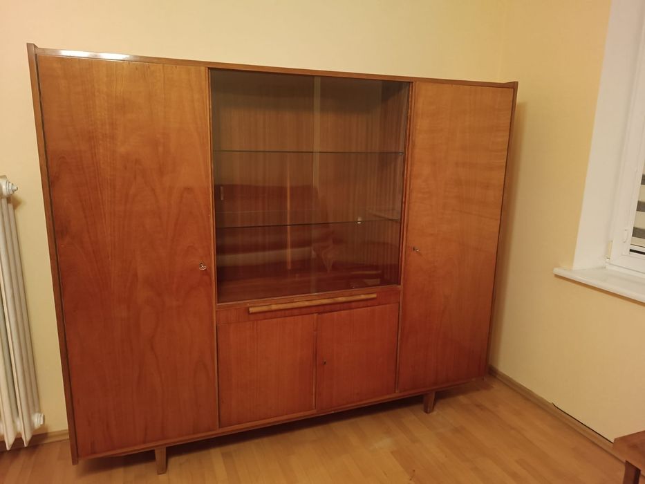 Rożne meble do oddania - zdjecia w ogloszeniu