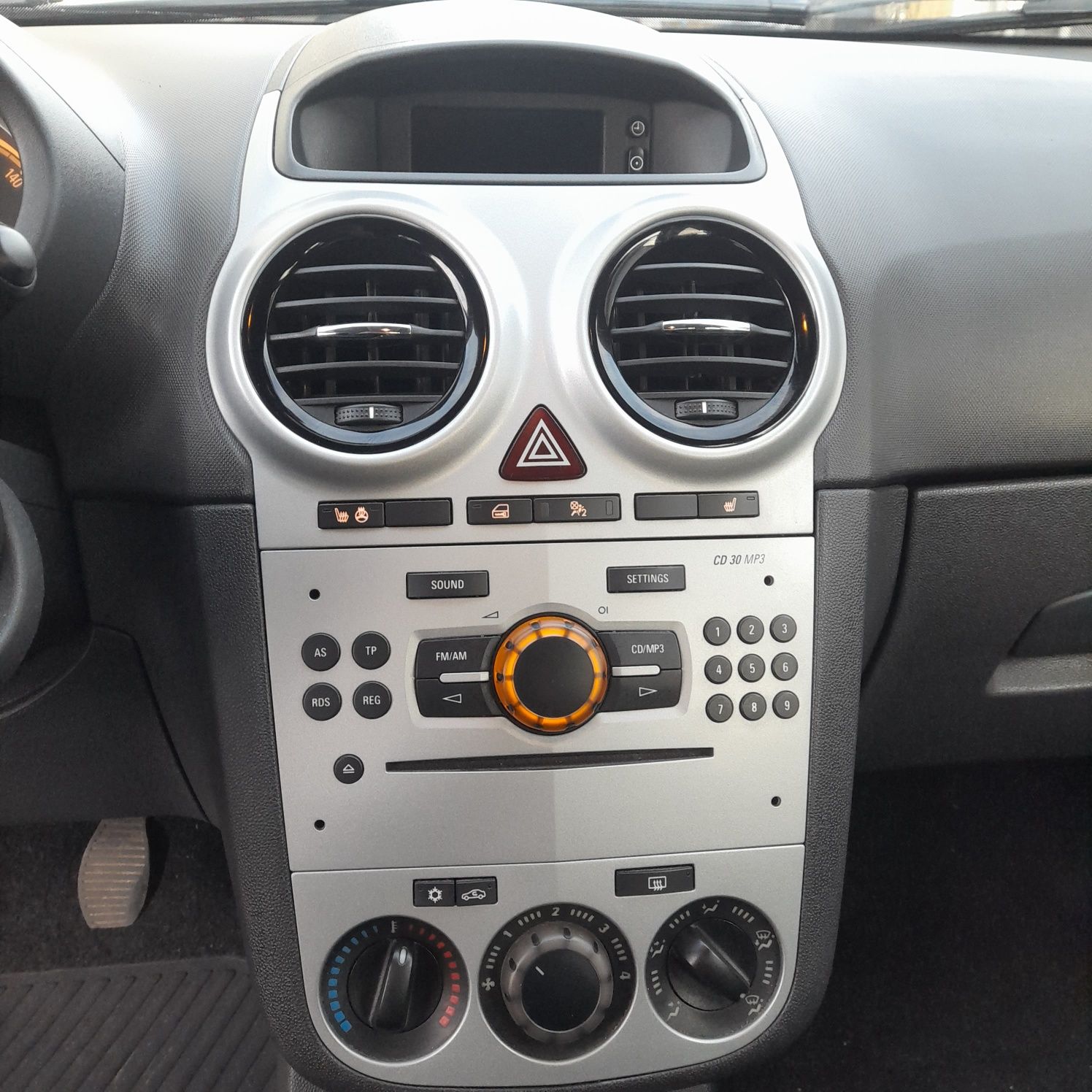 Opel Corsa  Cosmo 2011р.