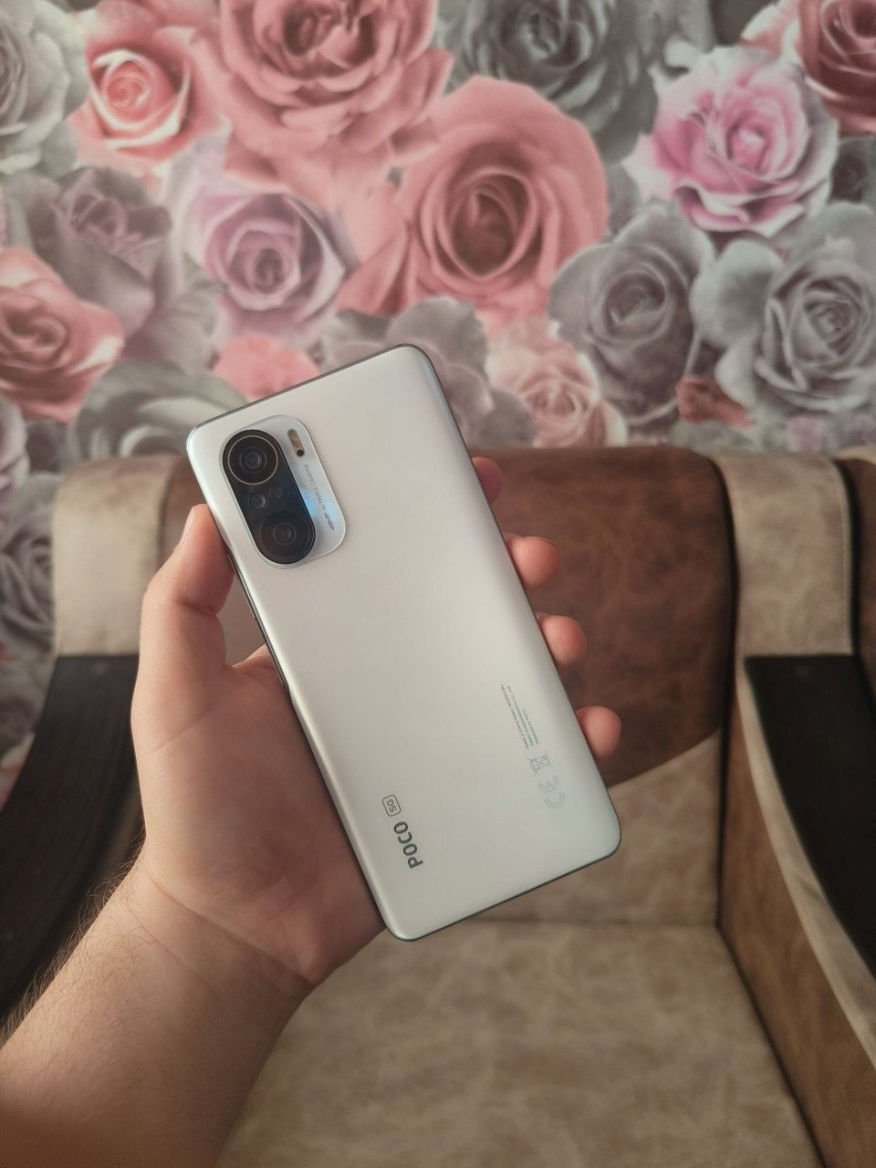Poco F3 6/128 в повному комплекті