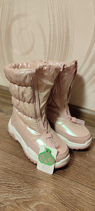 Дитячі зимні нові сапожки
