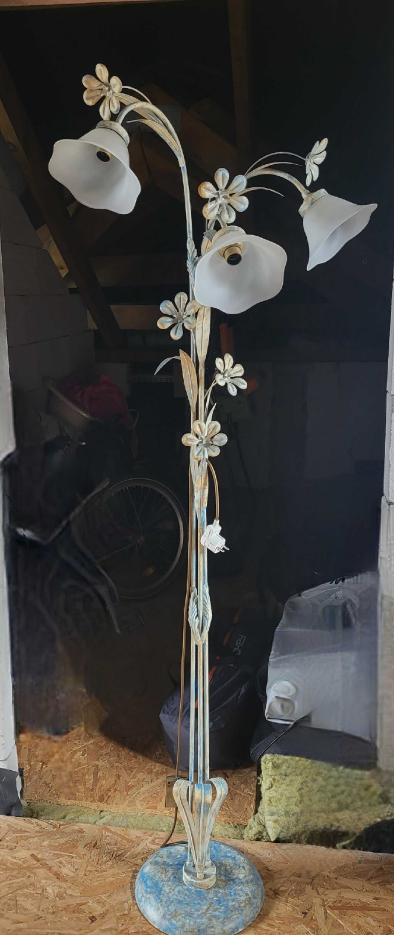 Lampa stojąca i żyrandol, piękny komplet