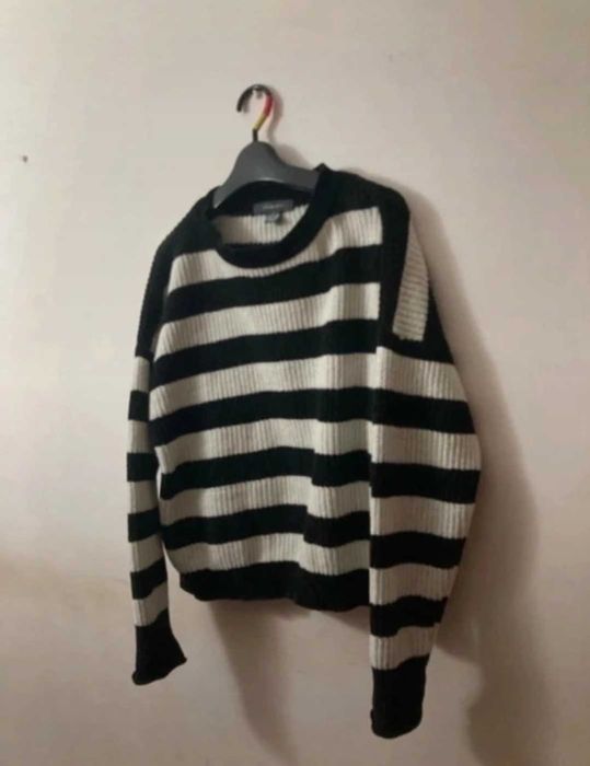 Camisola às riscas preto e branco Primark