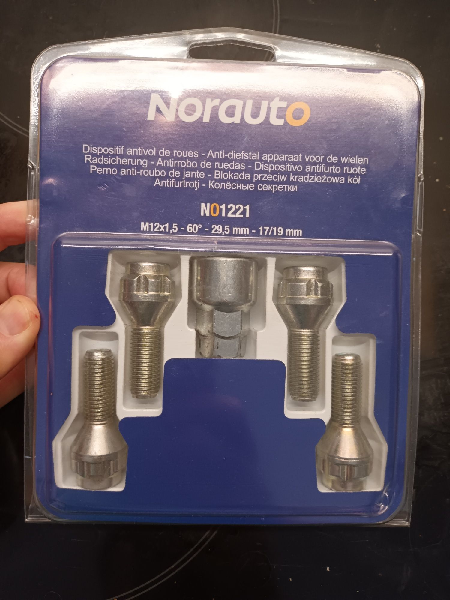 Kit parafuso anti roubo NOVO antirroubo rodas