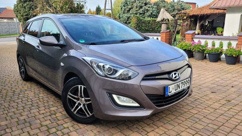 Hyundai I30 1.4 Klima Alu niski przebieg z Niemiec