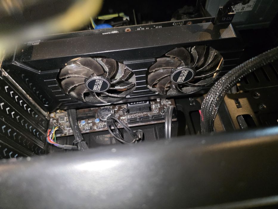 Komputer do gier i5-7400 / GTX 1060 6GB / 16GB RAM / SSD + HDD