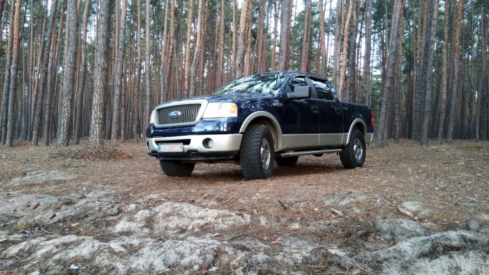 2007 Ford F-150 Lariat / Super Crew 4D / 5.4L 3V V8 EFI Triton engine