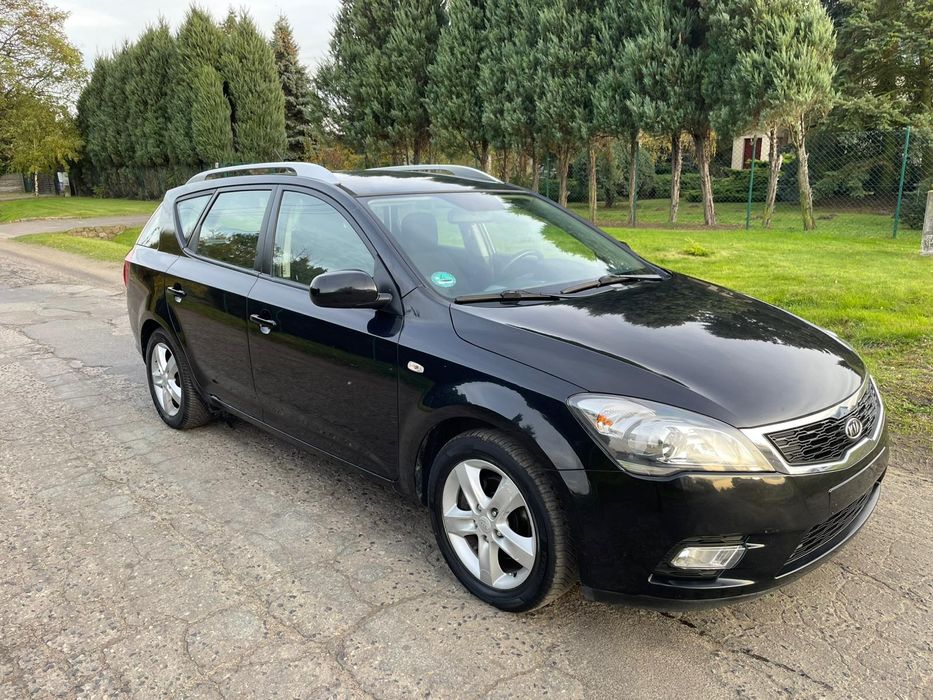 Kia cee'd 1.4 benzyna 177 tys przebieg