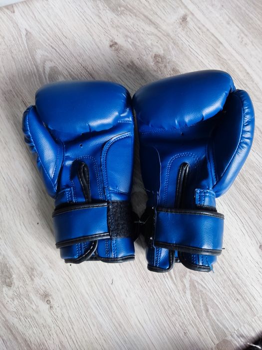 Rękawice bokserskie rozmiar S dla dzieci 9-11 lat