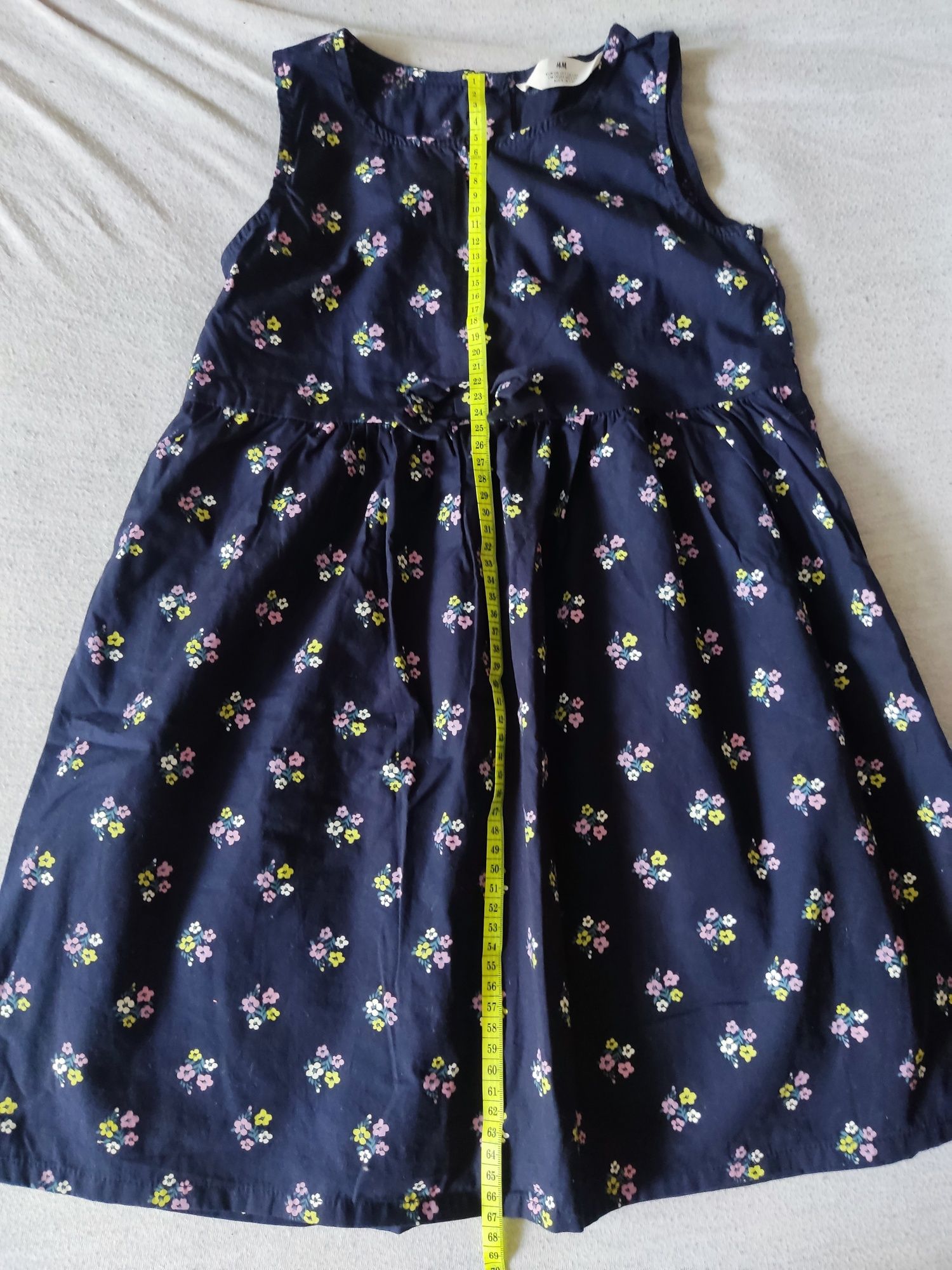 Sukienka dziewczęca rozmiar 128 H&M