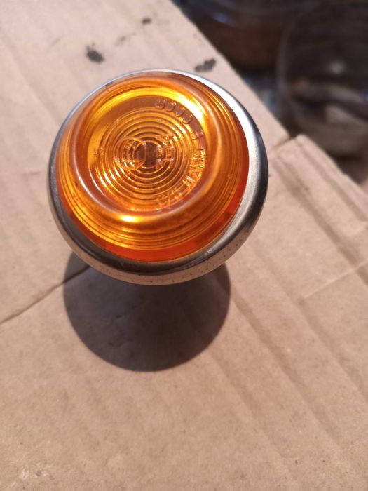 Повторители поворотов на крыло ВАЗ-2101, ГАЗ-24 новые