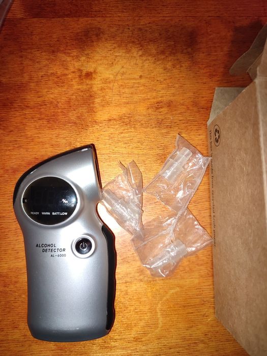 Алкотестер / Alcohol detector AL-6000