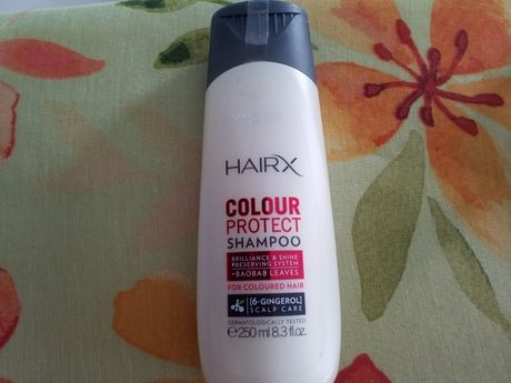 Ochronny szampon do włosów farbowanych HairX Oriflame