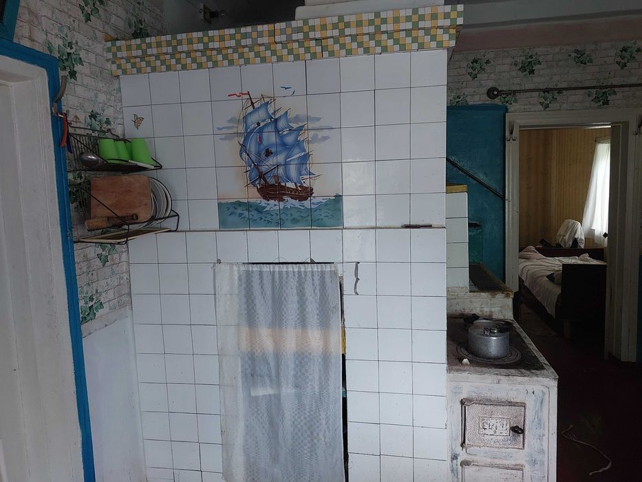Продам хату Печі