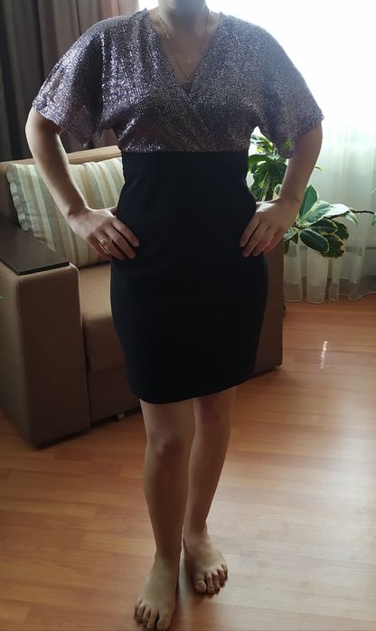 Жіноче плаття  Верх паєтки