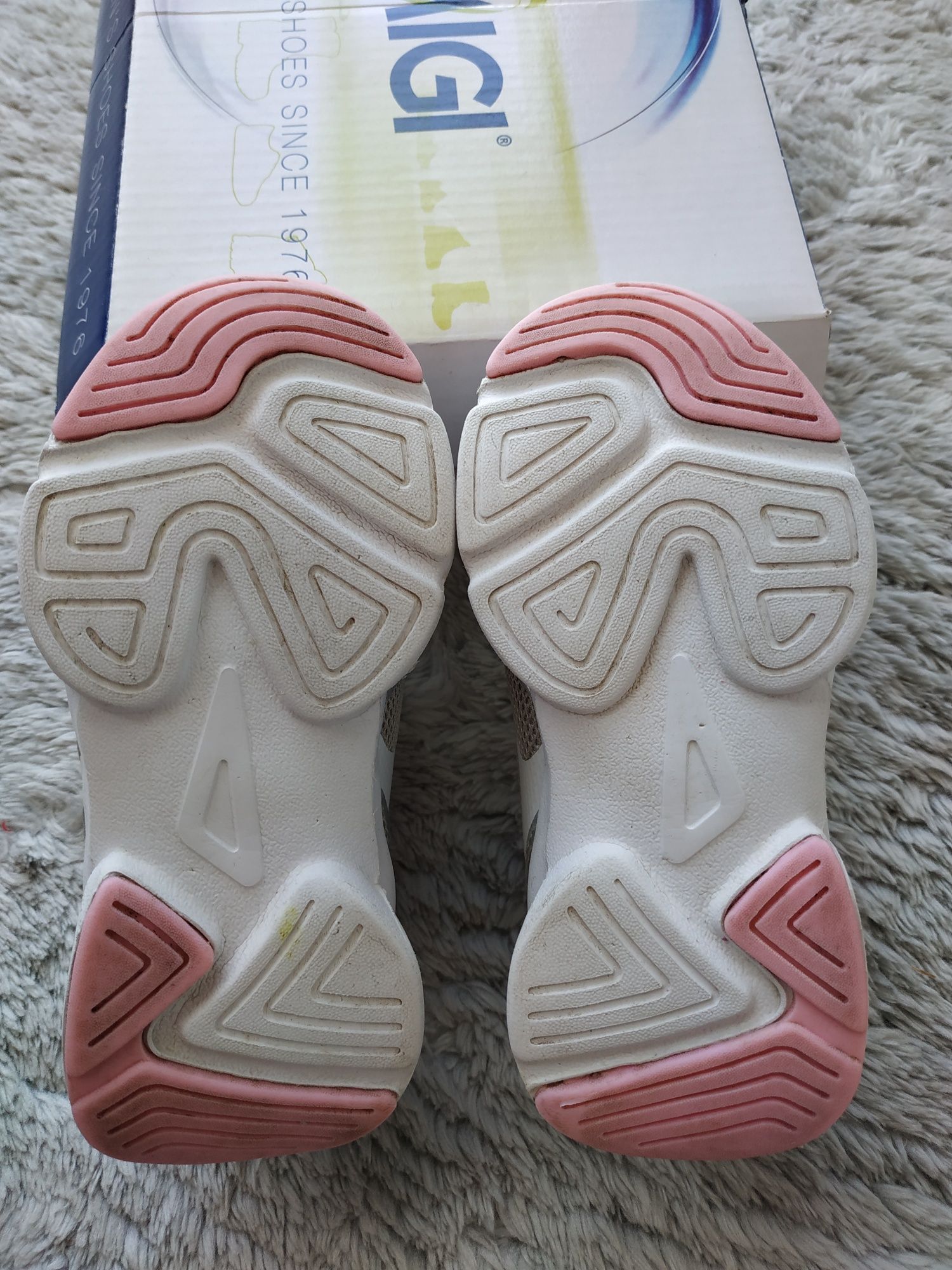 Buty/adidasy dla dziewczynki, srebrne, różowe, Primigi, r.22/23