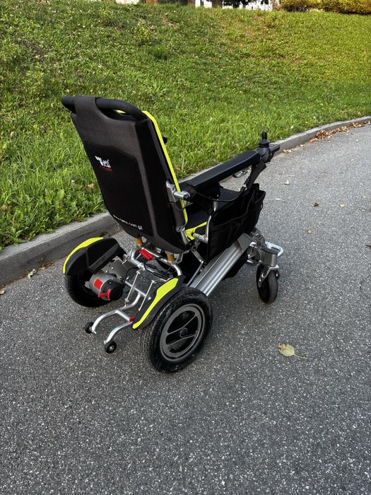 Sprzedam elektryczny wozek inwalidzki