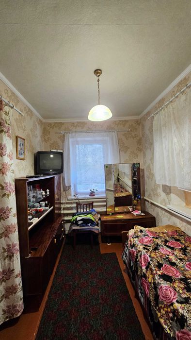 Продам Дом 4 комнаты участок 6 соток