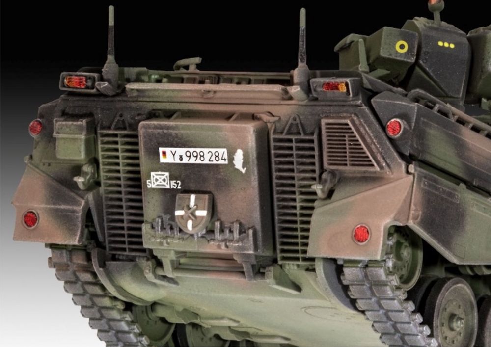 Model do sklejania REVELL 03326 - Wóz bojowy SPz Marder 1A3 1:72