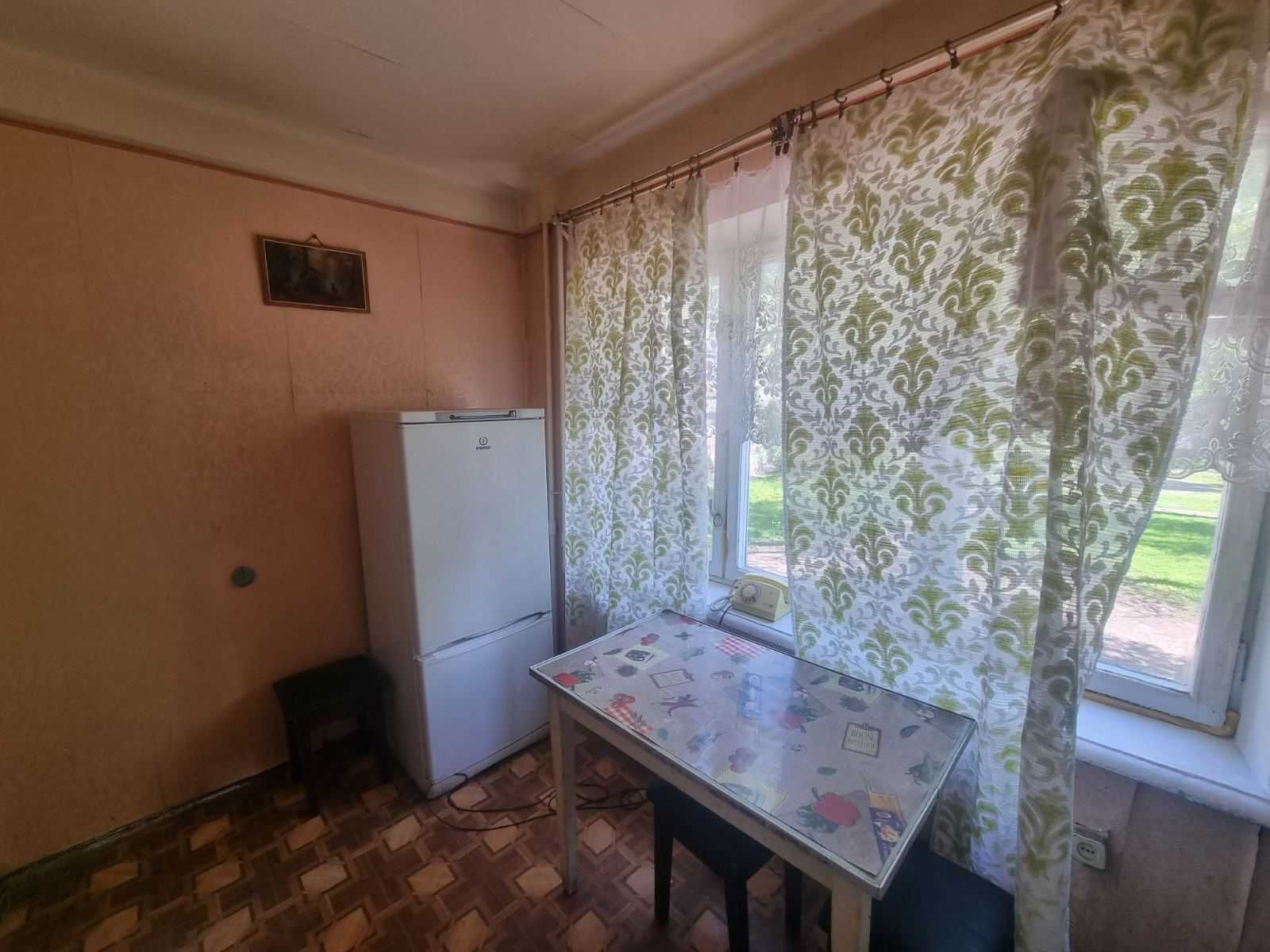 Продам 2 кім квартиру вул. Празька 25 (Дарницька пл)