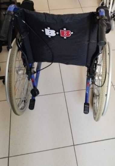 Wózek inwalidzki niebieski