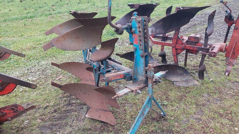 Pług 2 3 skibowy obrotowy Kverneland Lemken Krone