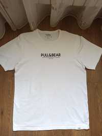 Продам мужскую белую футболку PULL &BEAR p.XL.