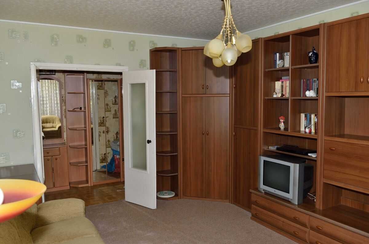 Продам 2-комнатную квартиру Артёма с мебелью