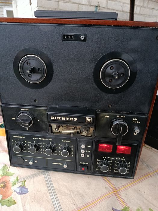 Магнітофон Юпітер-203