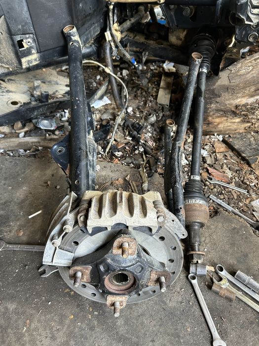 Polaris RZR 900/1000 XP zwrotnica lewa prawa wahacz półoś zwrotnice