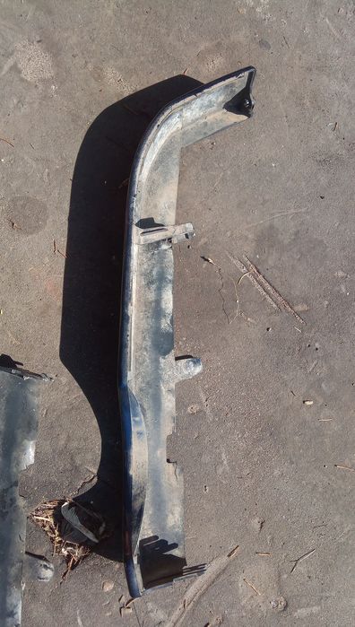 Discovery land rover ii lift 2 td5 listwa brewka lampy zaslepka