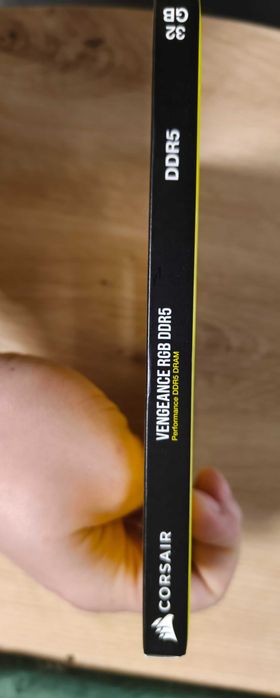 Nowa pamięć Corsair Vengeance RGB DDR5 32GB 5200MHz Intel XMP