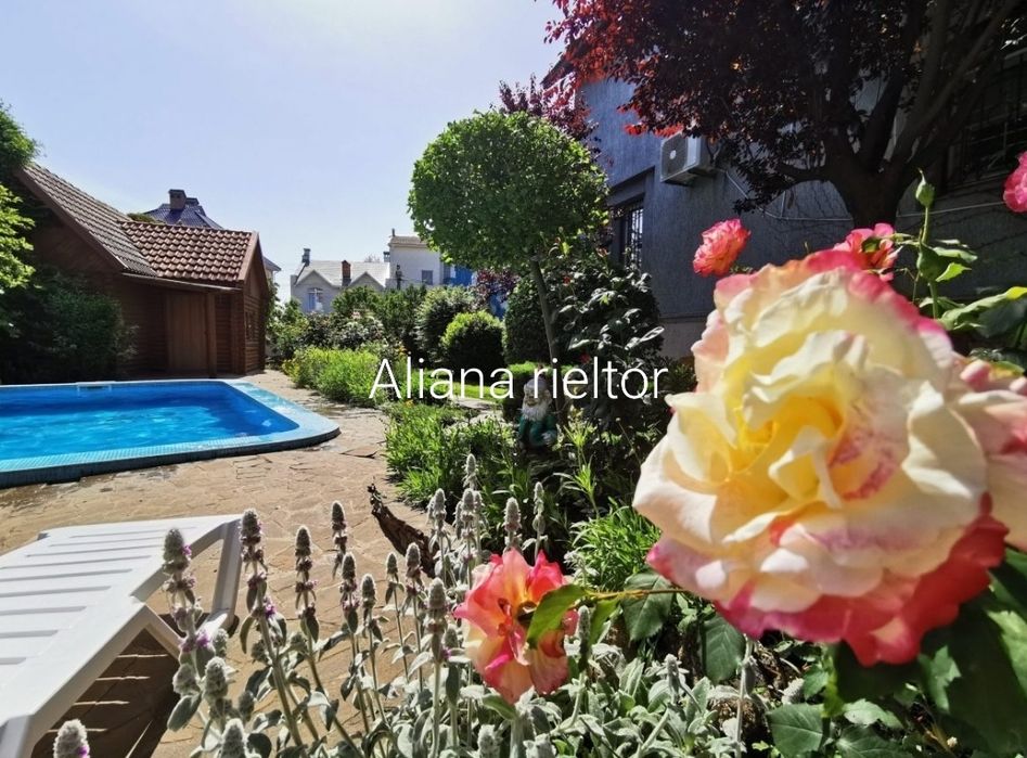 Сдам  дом с баней Совиньон 1 до лета