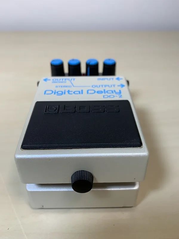 BOSS DD-2 - Digital Delay , made in Japan 80’s
