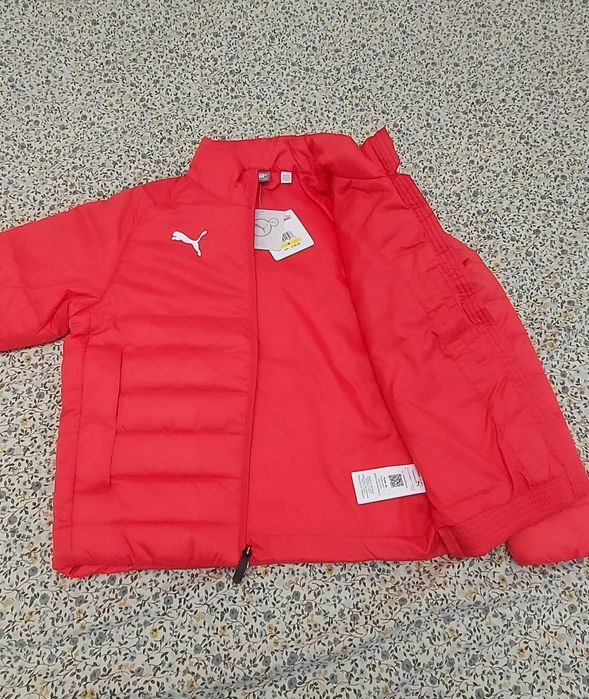 Нова куртка для хлопчика 8-10 років Puma