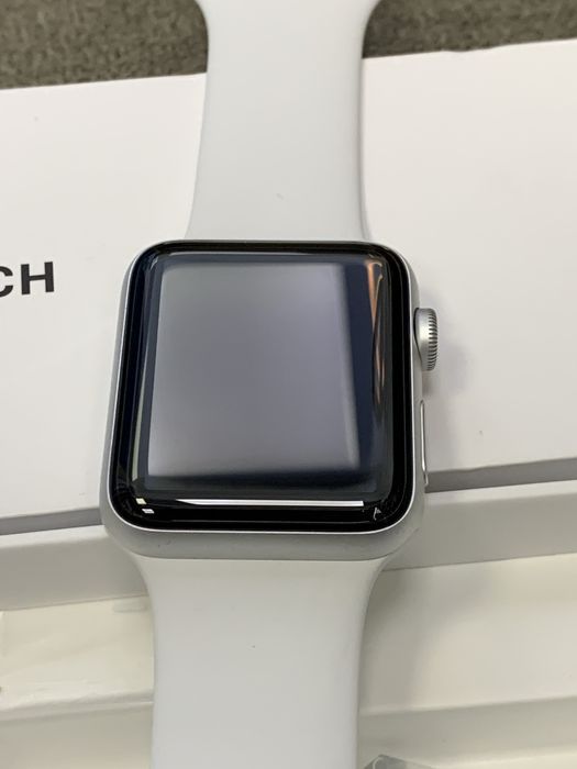 Оригінальні apple watch series 3 42 mm silver не користовані