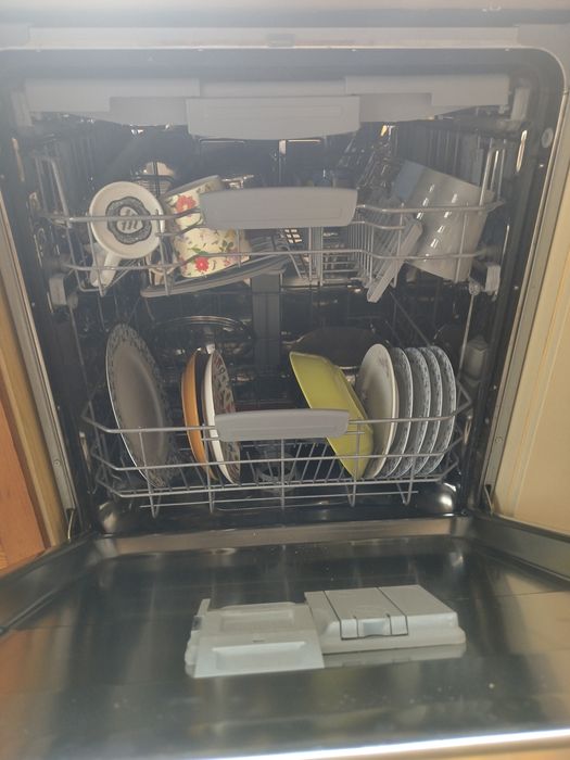 Zmywarka Hotpoint ariston do zabudowy 60cm aż 10 kompletów naczyń A++
