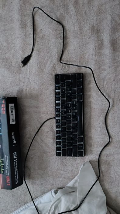 Teclado gaming RGB l700
