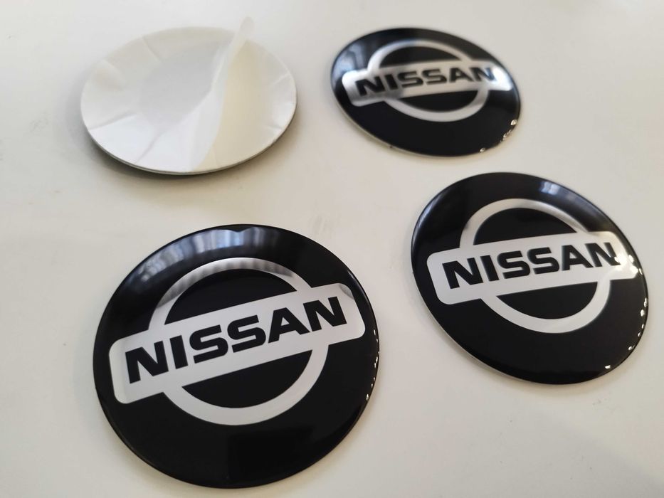 Centros de jante NISSAN - veja todas as fotos