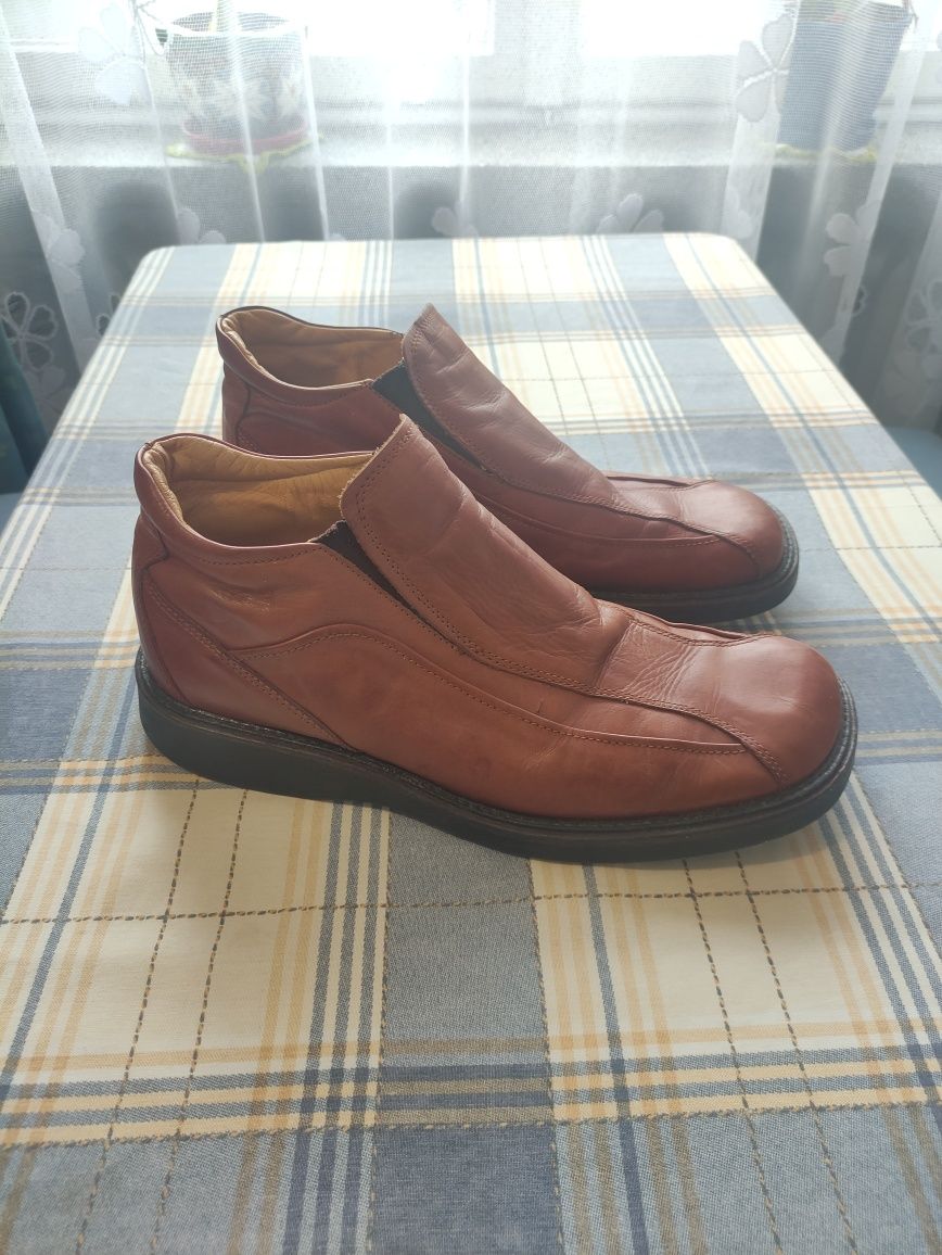 Buty skórzane męskie Milano w bardzo dobrym stanie