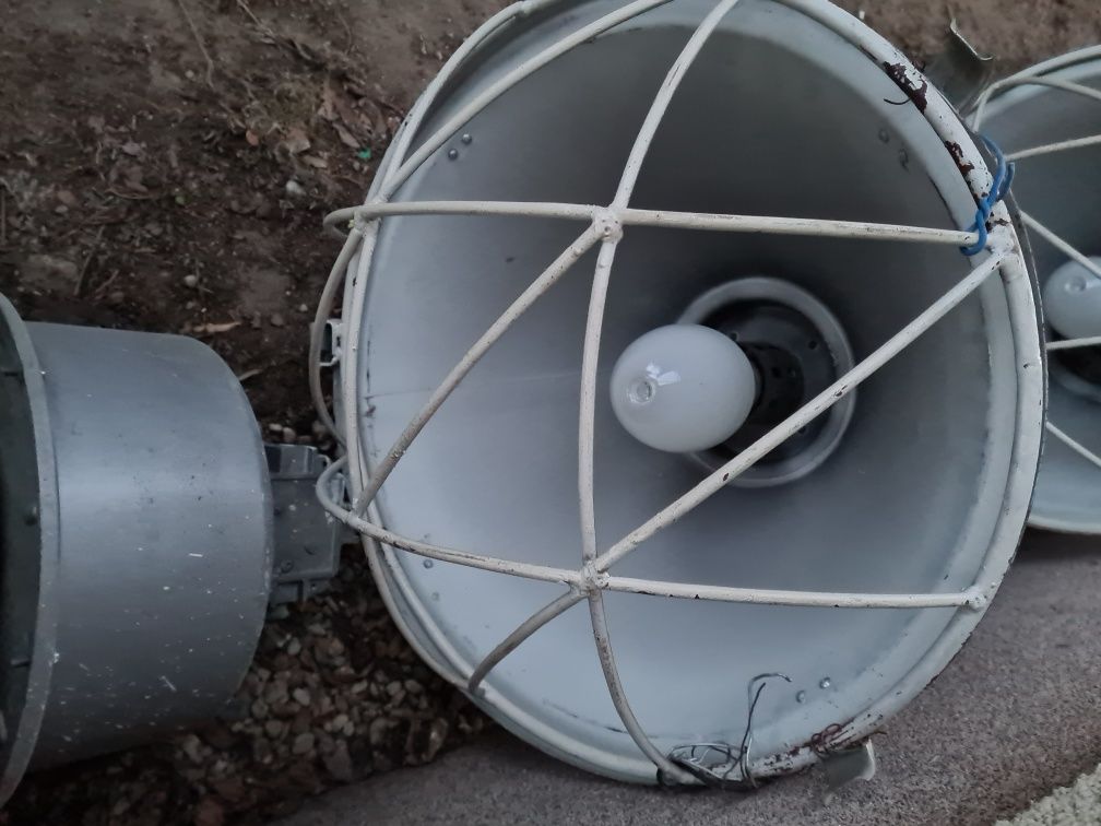 Lampy prl używane