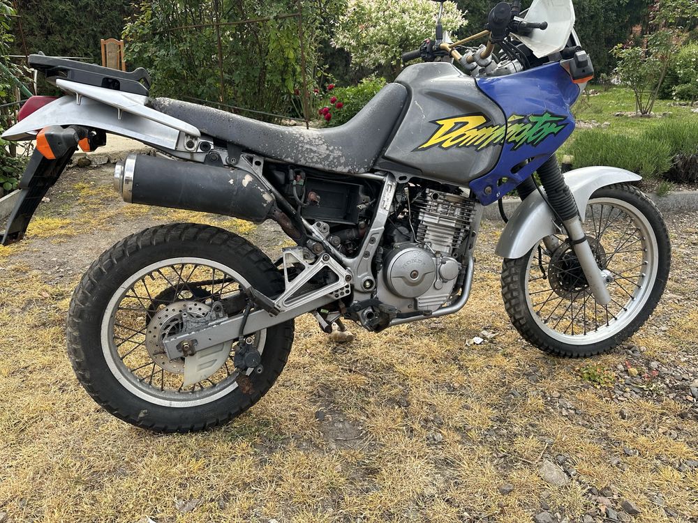 Dominator 650 caly na części!!