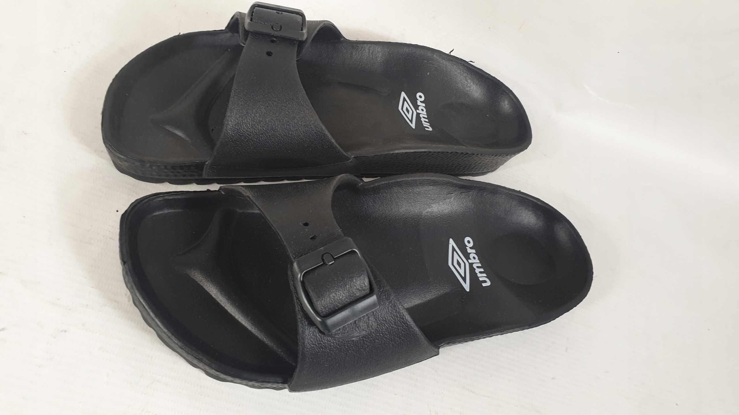 Umbro klapki basenowe rozmiar 39