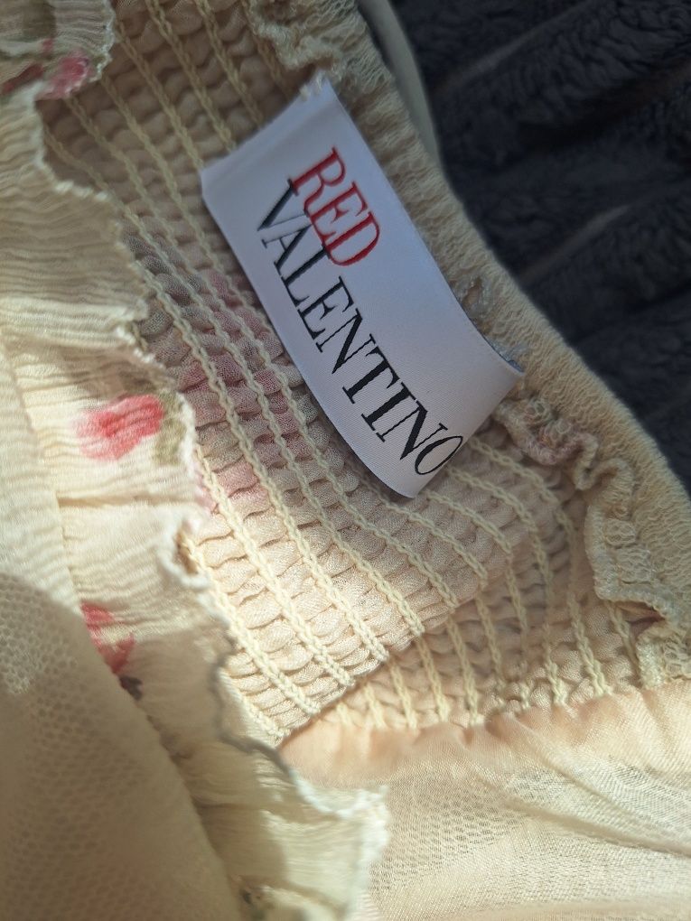 Romantyczna tiulowa sukienka Red Valentino chic tulle dress