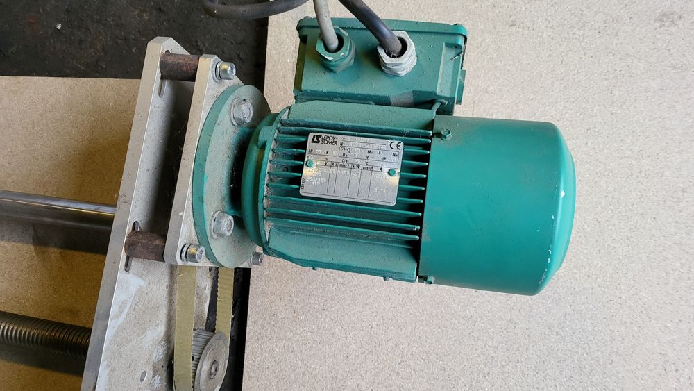 Śruba kulowa napęd/prowadzenie/łożyska 100cm/fi 31mm komplet OKAZJA